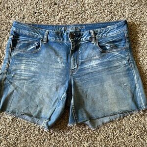 American eagle midi shorts